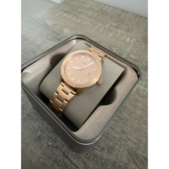 Fossil BQ3596 Dayle Three-Hand  Date Rose Gold-Tone Stainless Steel Watch - Picture 1 of 7